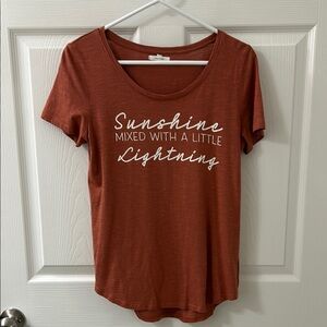 XS Maurice’s Women's Rust Graphic Tee
